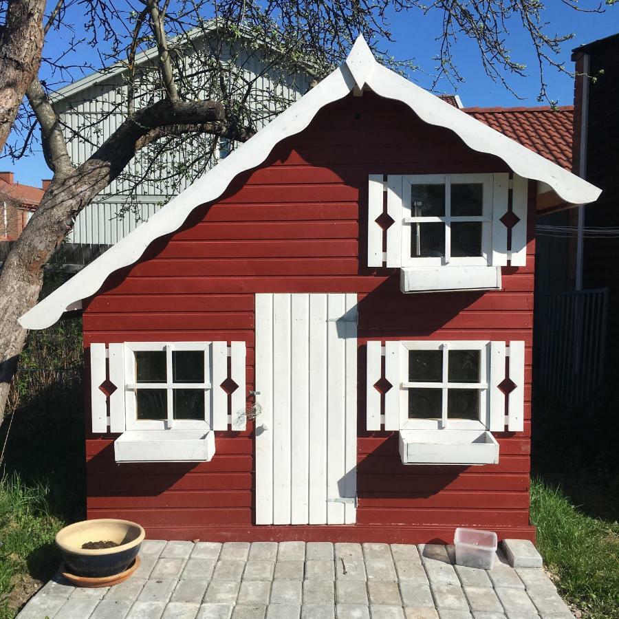 Parkgatan Villa Krylbo Екстер'єр фото